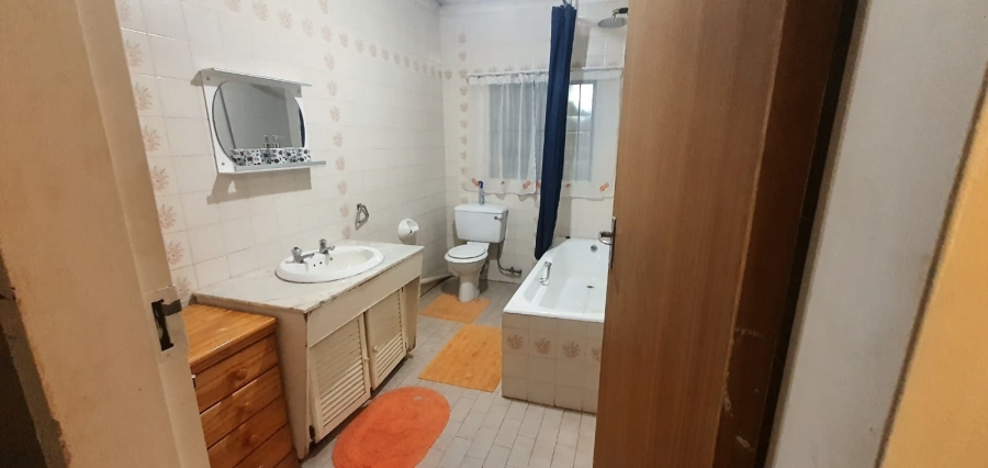 4 Bedroom Property for Sale in Rietfontein AH North West
